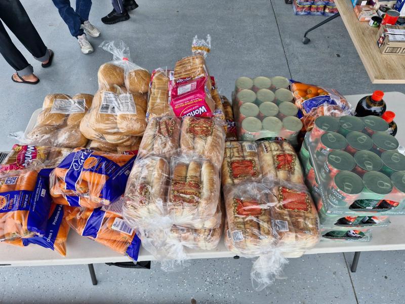 Gungahlin Mosque Food Pantry Team Distributes Food to Nearly 70 Families