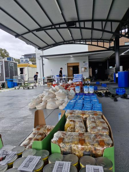 Gungahlin Mosque Food Pantry Team Distributes Food to Nearly 70 Families
